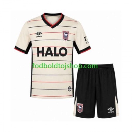Ipswich Town Børn Udebane Fodboldsæt 2026-27 S/S (+ Korte bukser)